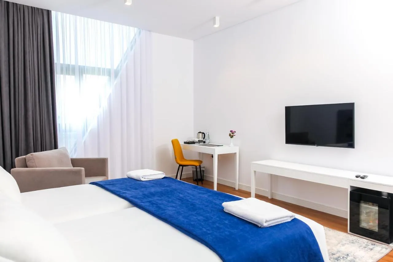 N Hotel BY NOSHI Rinas 4*,  Albanien